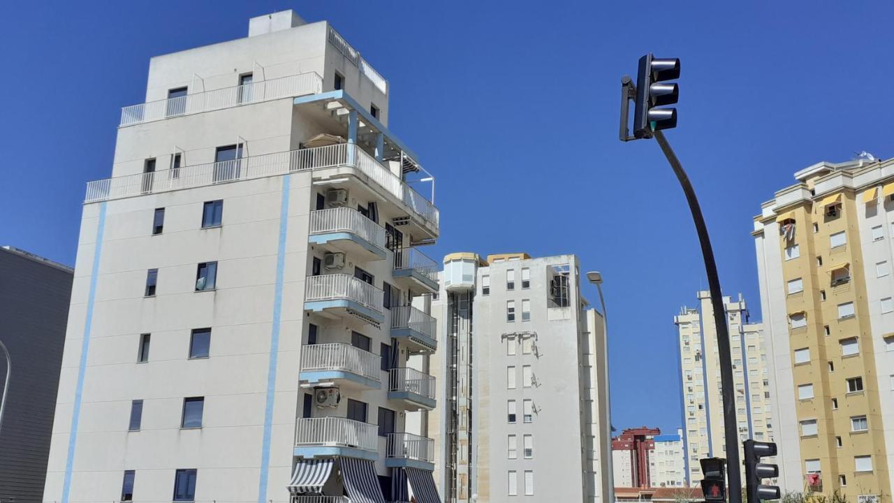 Playa de Gandia Apto Mar Del Este Alquiler Semanal Solo Familias מראה חיצוני תמונה