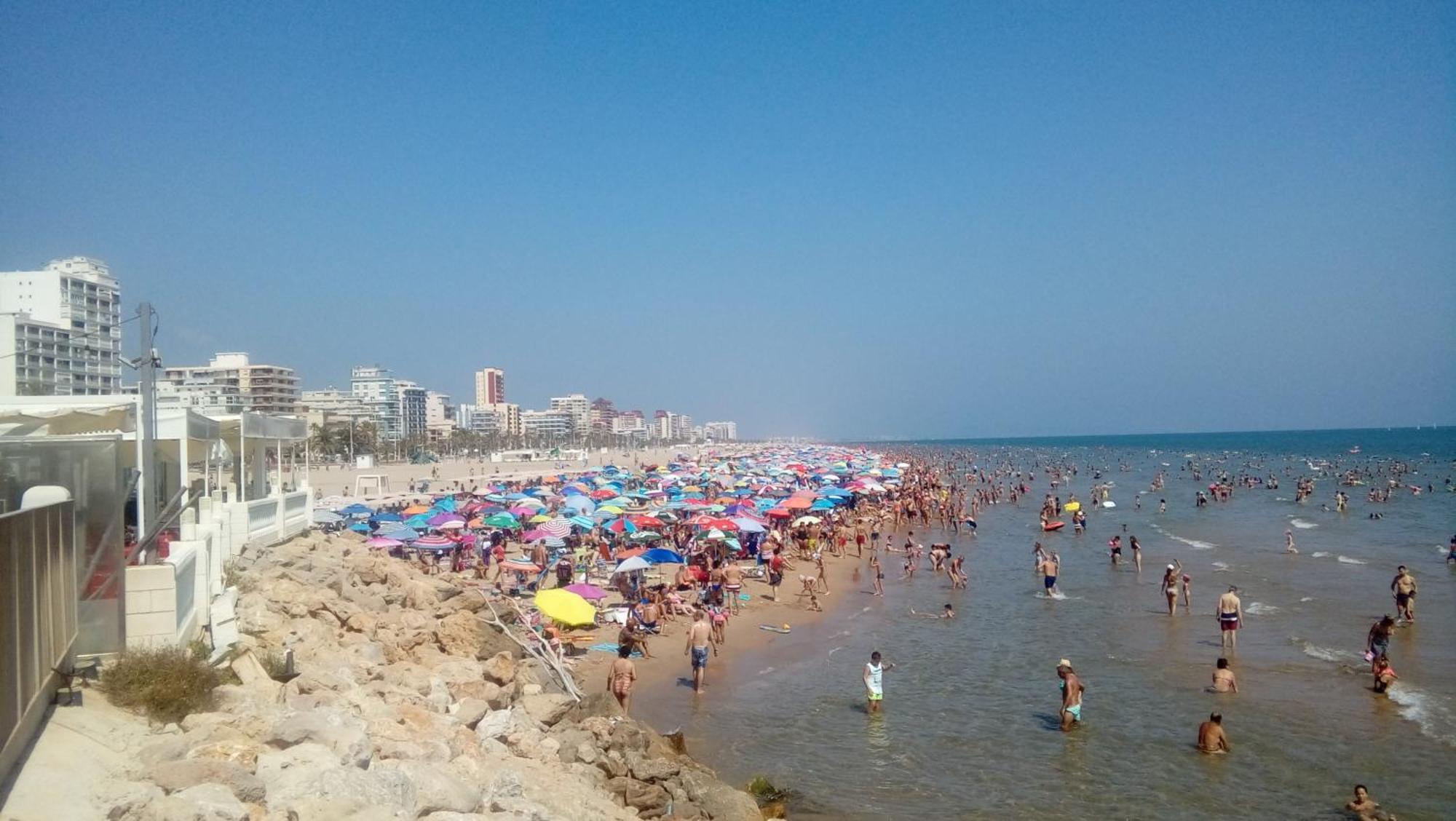 Playa de Gandia Apto Mar Del Este Alquiler Semanal Solo Familias מראה חיצוני תמונה