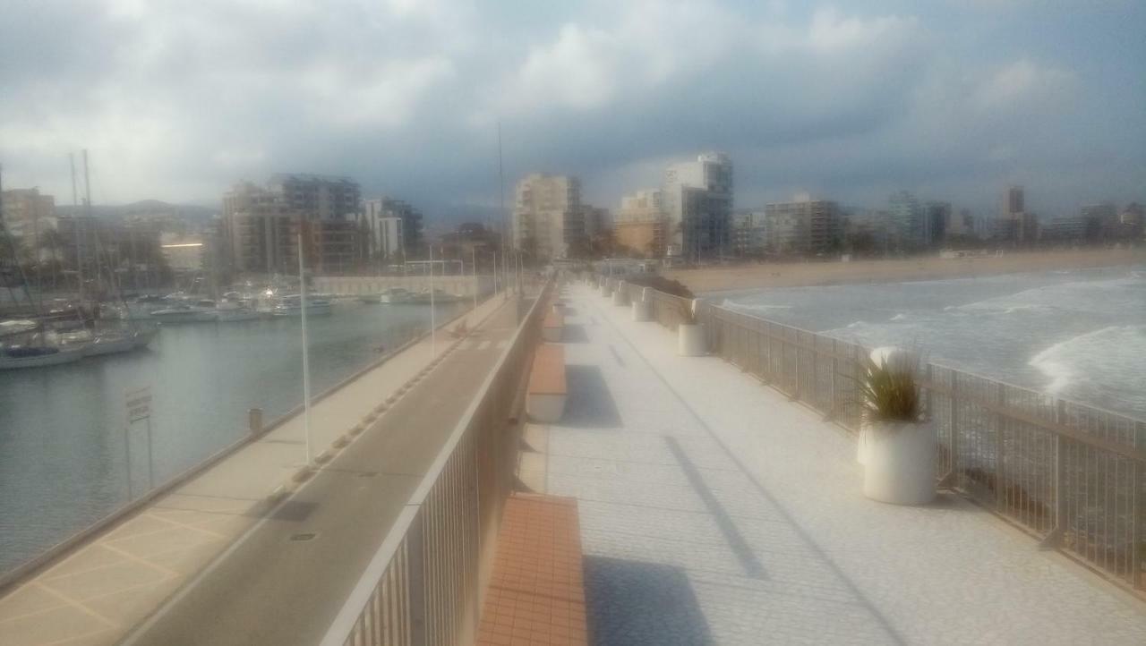 Playa de Gandia Apto Mar Del Este Alquiler Semanal Solo Familias מראה חיצוני תמונה