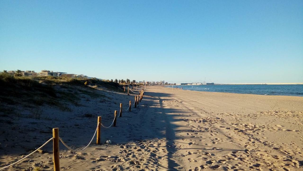 Playa de Gandia Apto Mar Del Este Alquiler Semanal Solo Familias מראה חיצוני תמונה