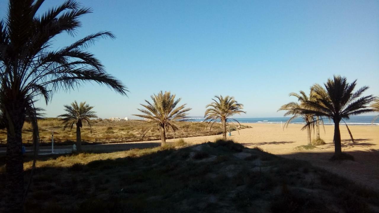Playa de Gandia Apto Mar Del Este Alquiler Semanal Solo Familias מראה חיצוני תמונה